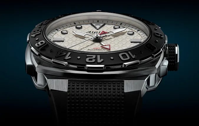 Alpina Diver Extreme GMT Review: A True Tool Watch - Product Image