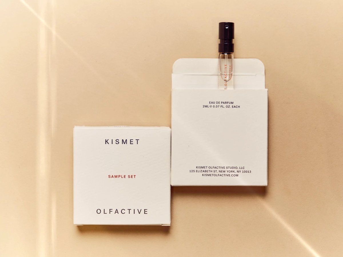 Armaf La Femme Review: A Luxurious Floral Sensation - Product Image