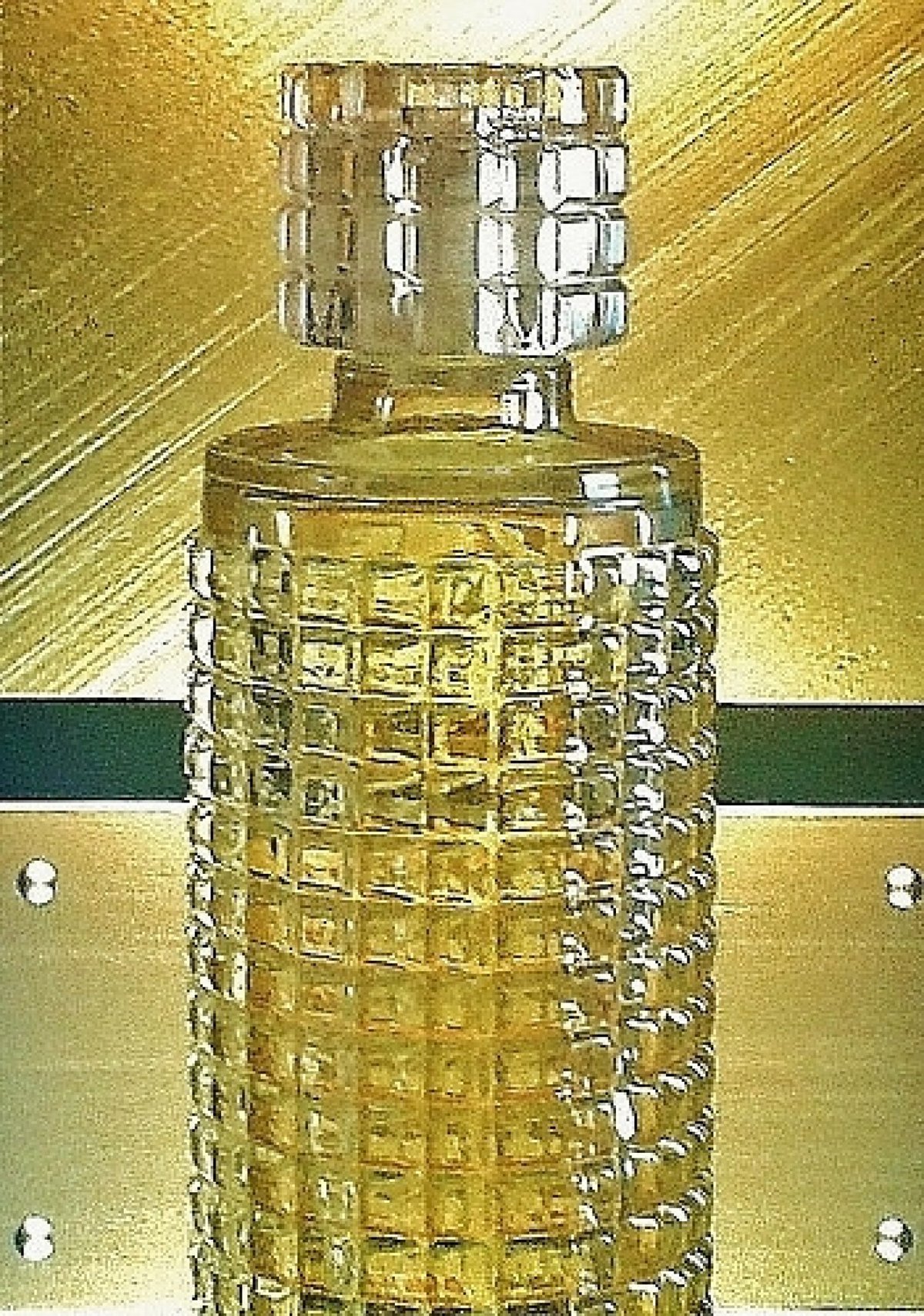 Avon Charisma (1968): A Scholarly Review of a Forgotten Floral Masterpiece - Product Image