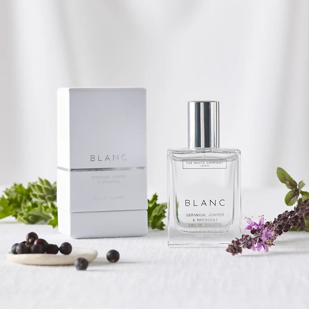 Byredo Blanche Review: A Crisp, Clean Floral Classic - Product Image