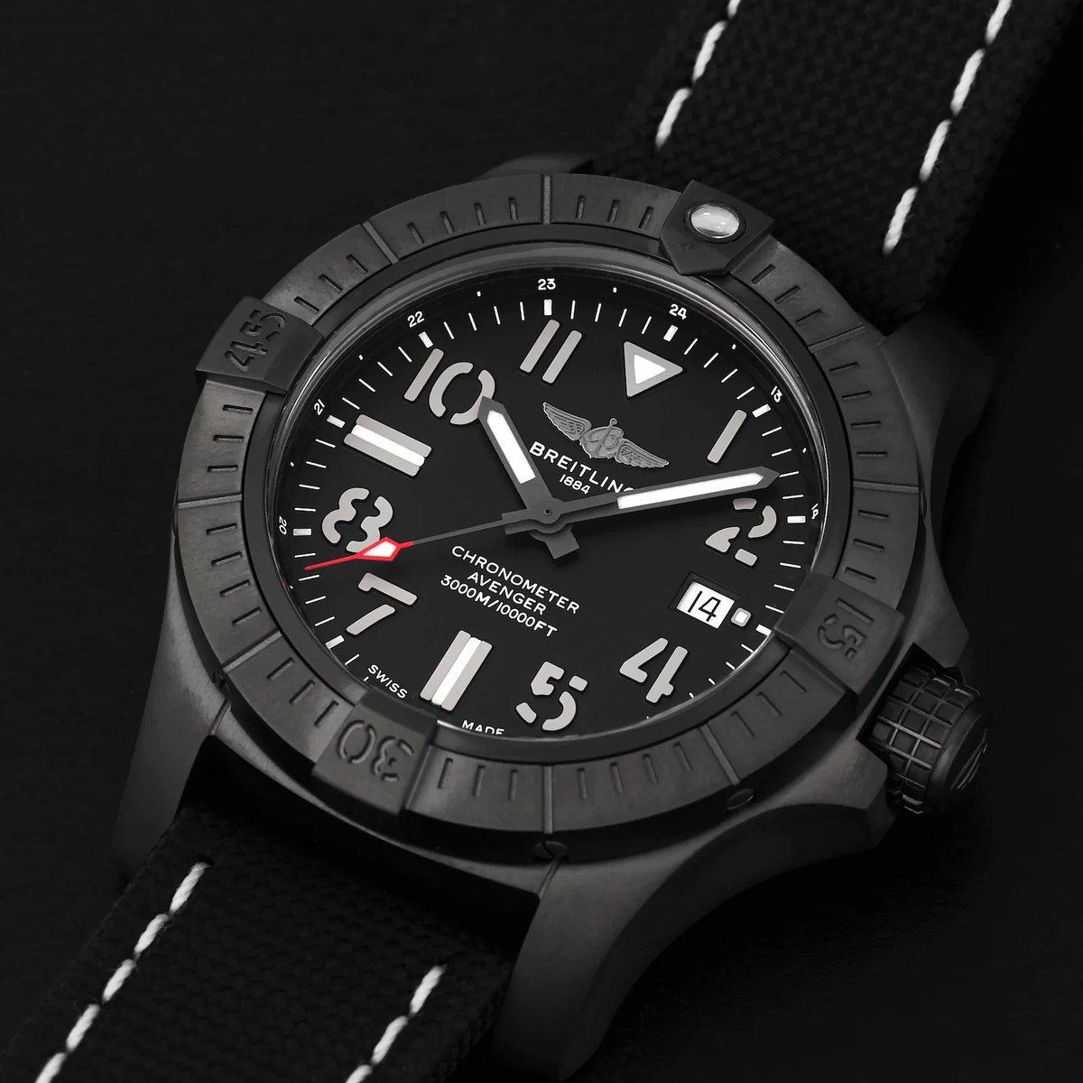 Breitling Avenger Seawolf: A Deep Dive into Value & Durability - Product Image
