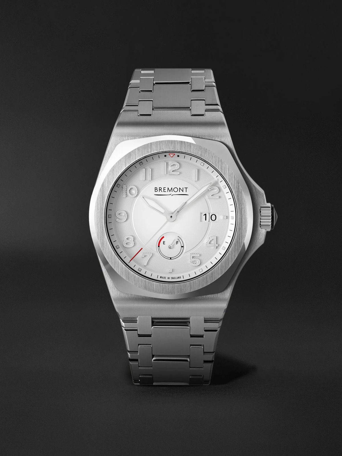 Bremont Supernova Review: The British Integrated Play - Product Image