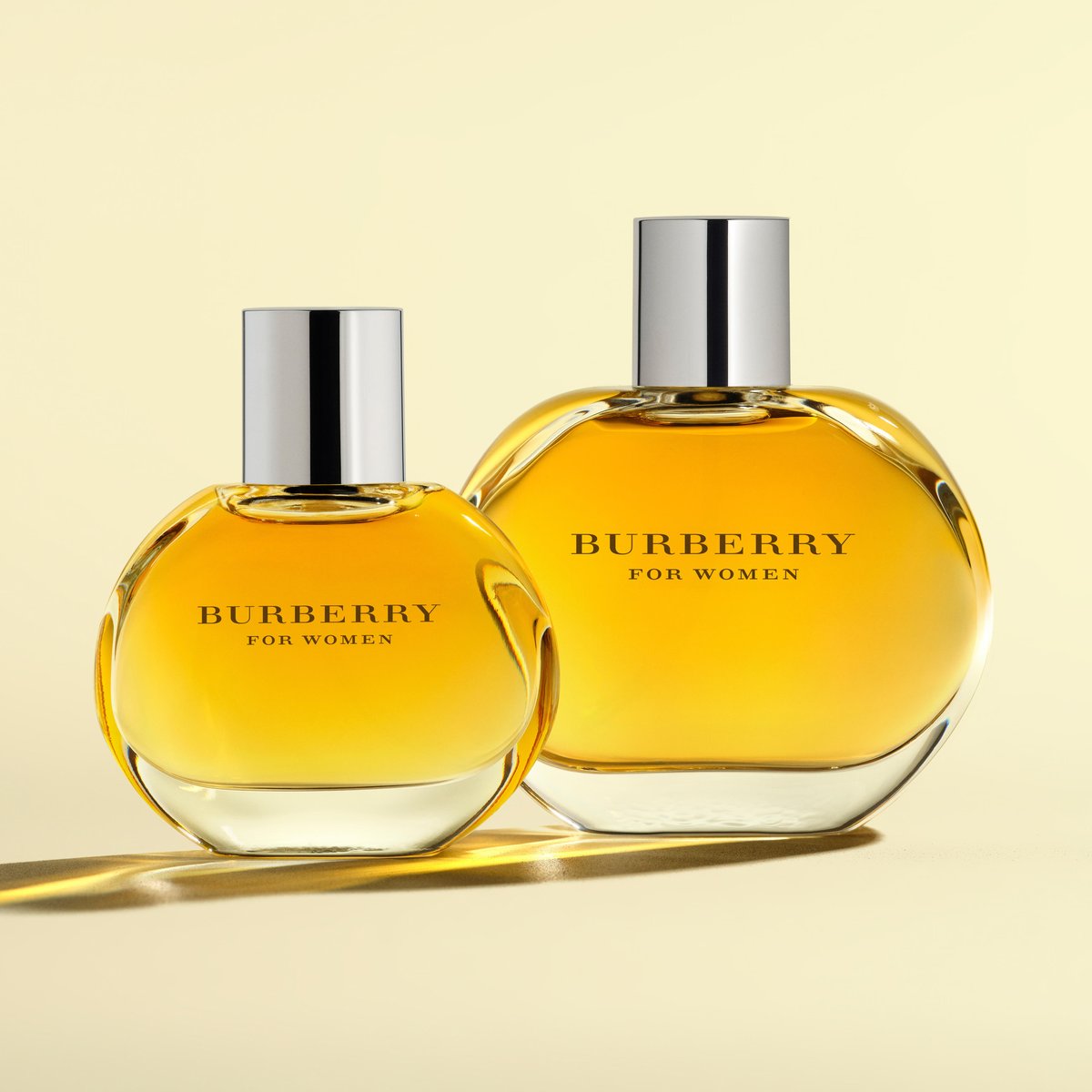 Burberry Classic Review: The Timeless Minimalist Icon of 1995 - Product Image
