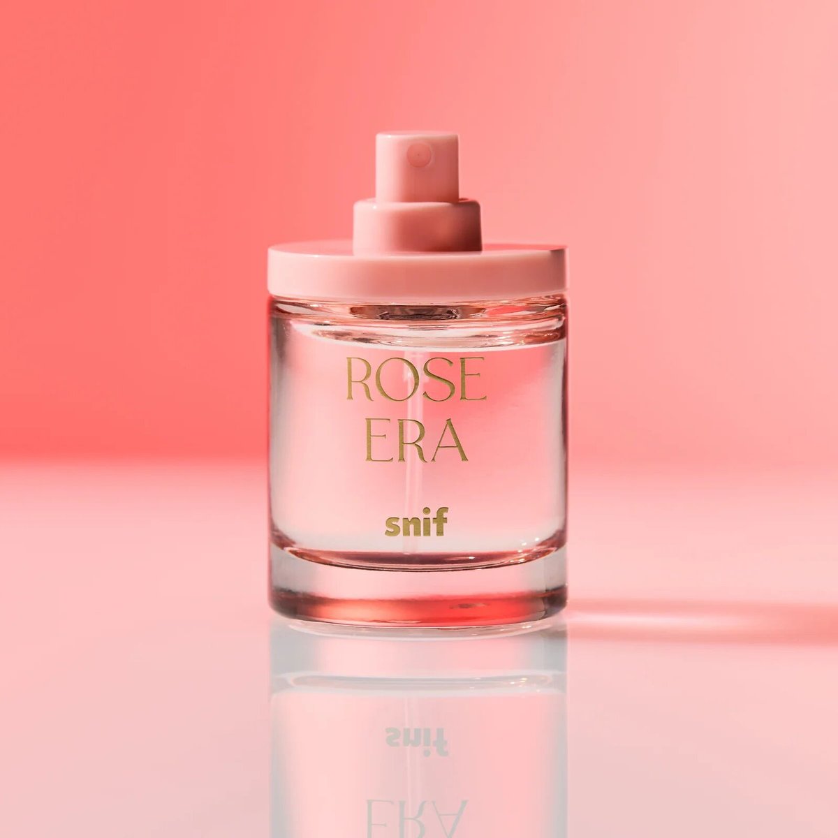 Cerruti 1881 – A 1995 Ode to Spring‑time Powdery Florals - Product Image