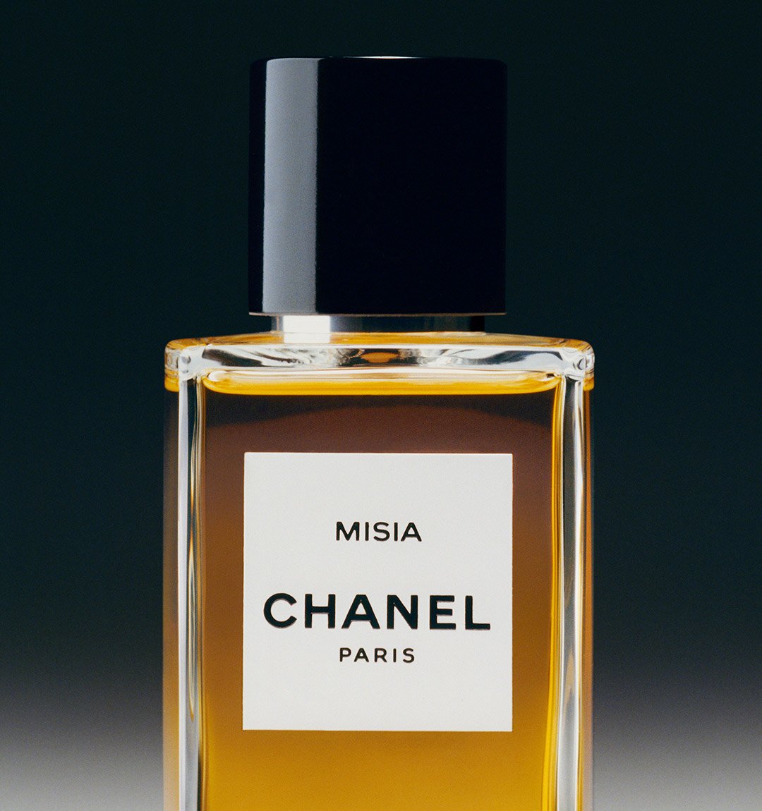 Chanel Misia: A Symphony of Violet and Parisian Elegance - Product Image