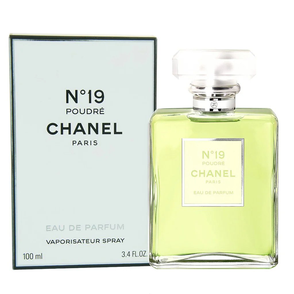 Chanel No 19 Poudré – A Powdery Iris Reimagined - Product Image