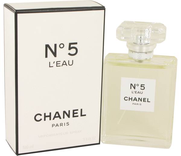 Chanel No 5 L'Eau Review: A Modern Take on a Legend - Product Image