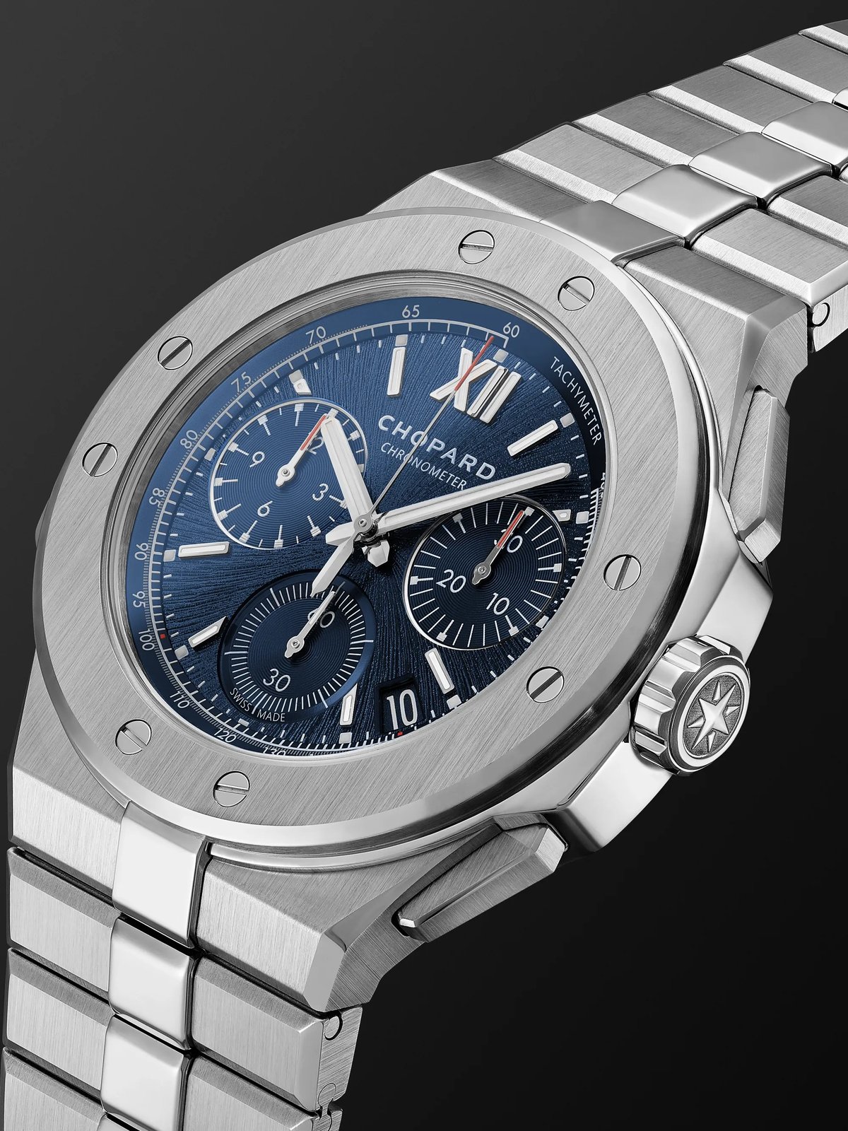 Chopard Alpine Eagle XL Chrono Review: A Bold Luxury Sports Watch - Product Image