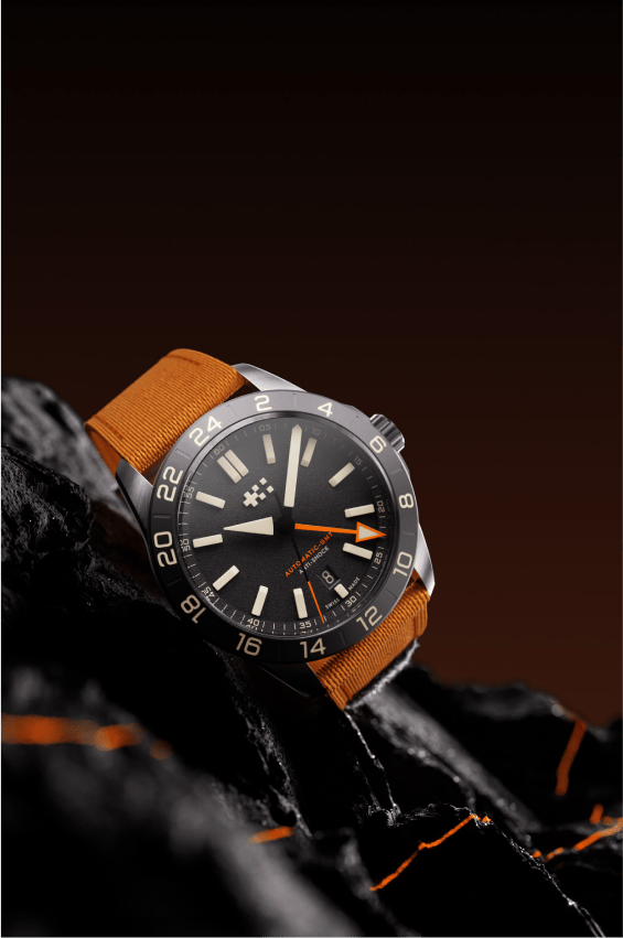 Christopher Ward C60 Trident Pro 300 'Biscay' Review - Product Image
