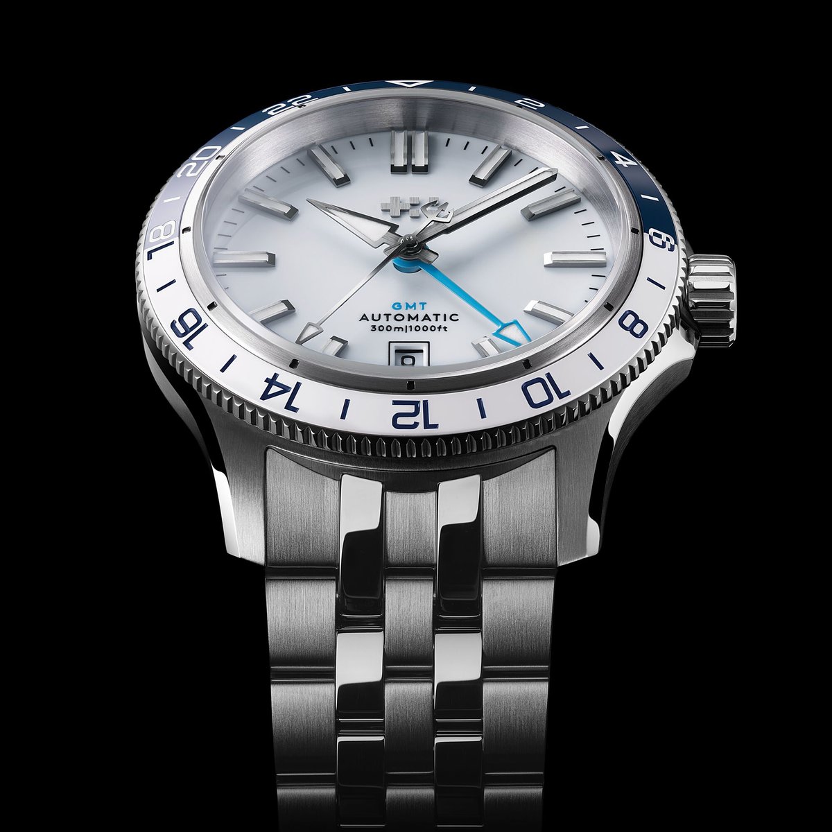 Christopher Ward C60 Trident GMT 300: Technical Review - Product Image