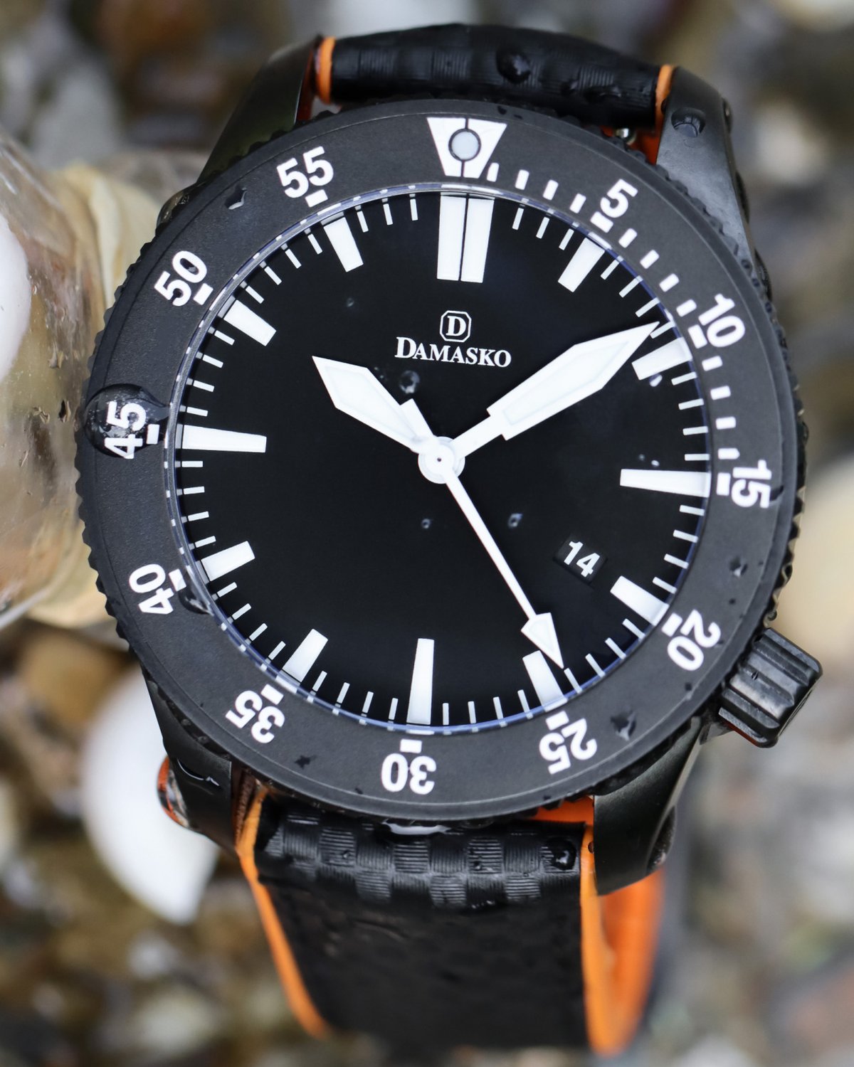 Damasko DFX Review: The Tool Watch That Wears Like a Dream - Product Image