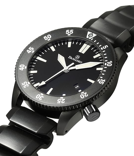 Damasko DSub50 Review: The 50mm Submarine Steel Beast - Product Image