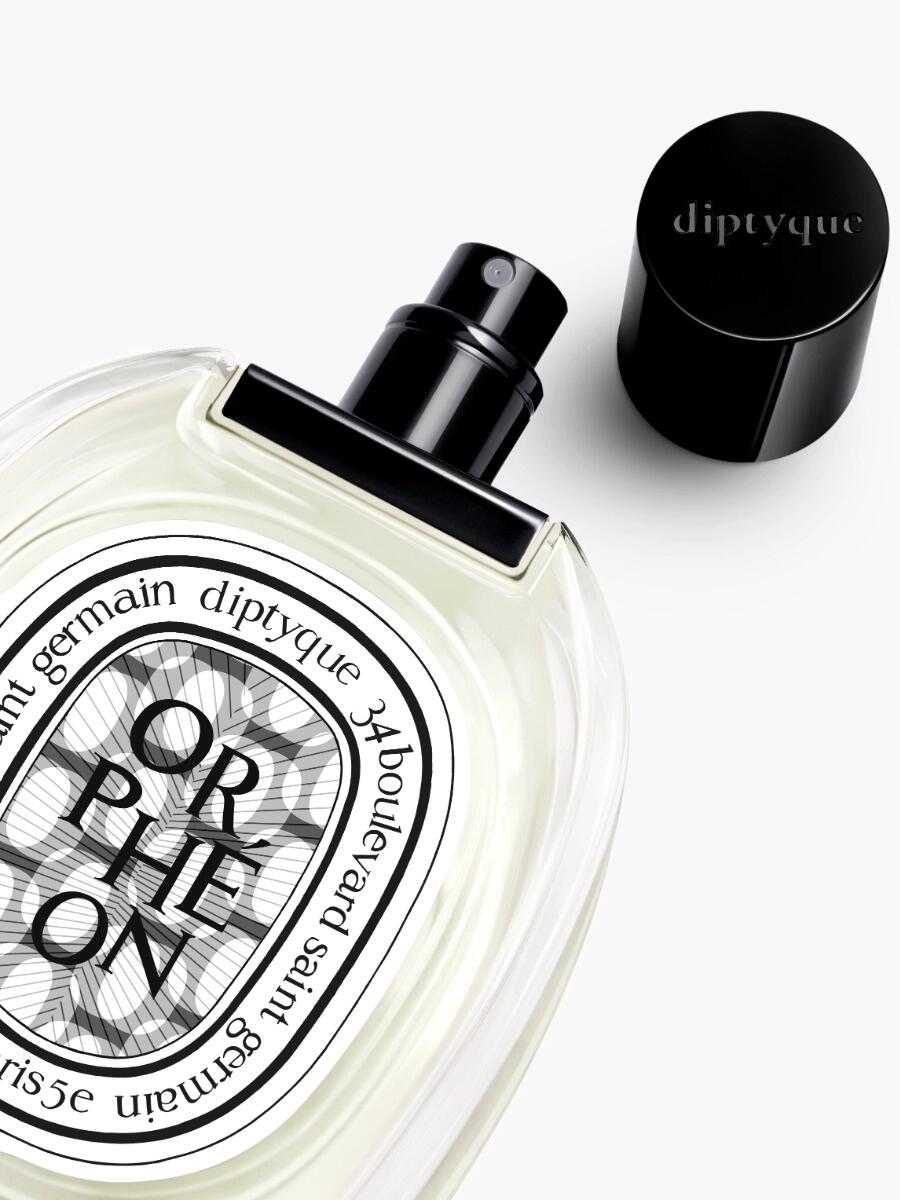 Diptyque Particuliere Eau Parfume — Diptyque Particulière Review: A Quiet Green Floral - Product Image