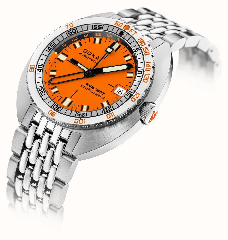 Doxa SUB 250T GMT Review: Dive-GMT for the Discerning Collector - Product Image