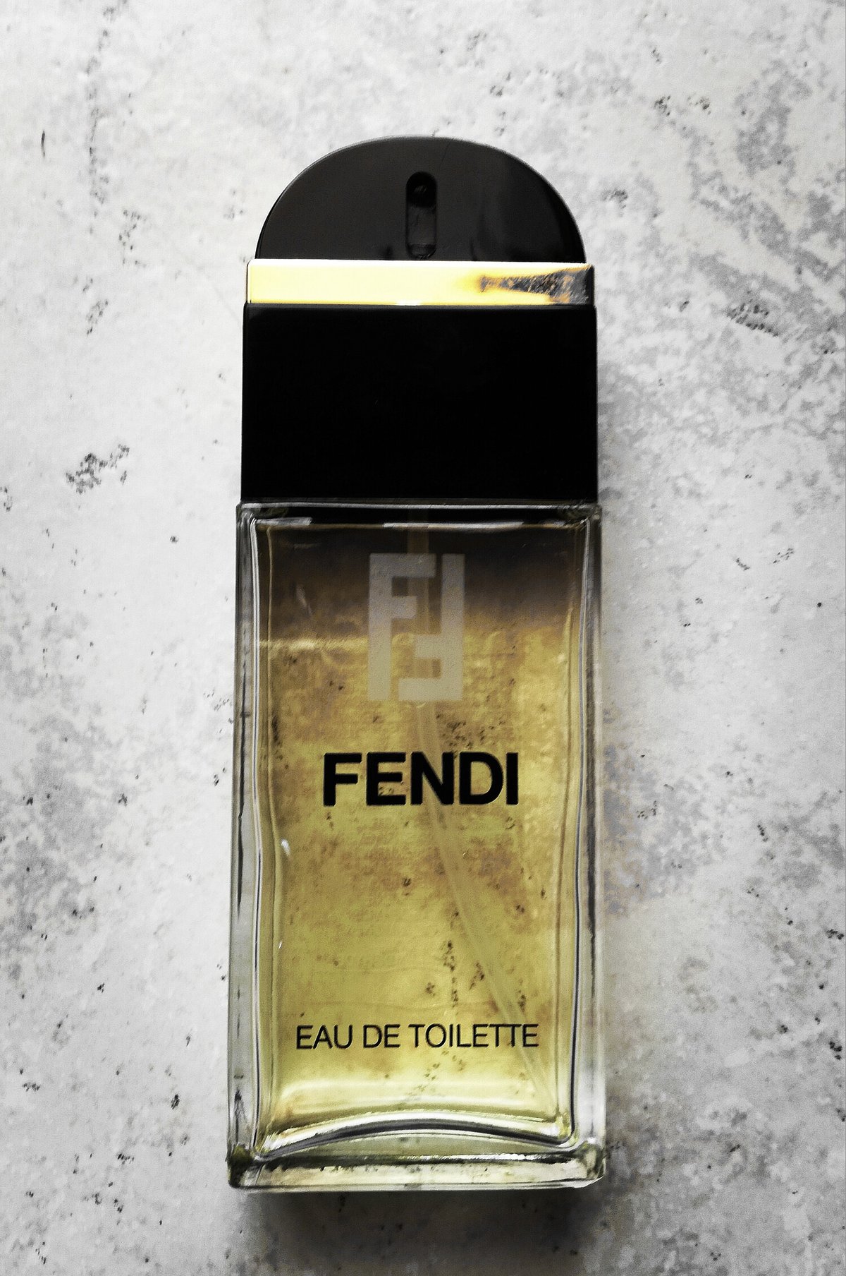 Fendi (Donna) Fragrance Review: A Timeless Chypre Masterpiece - Product Image