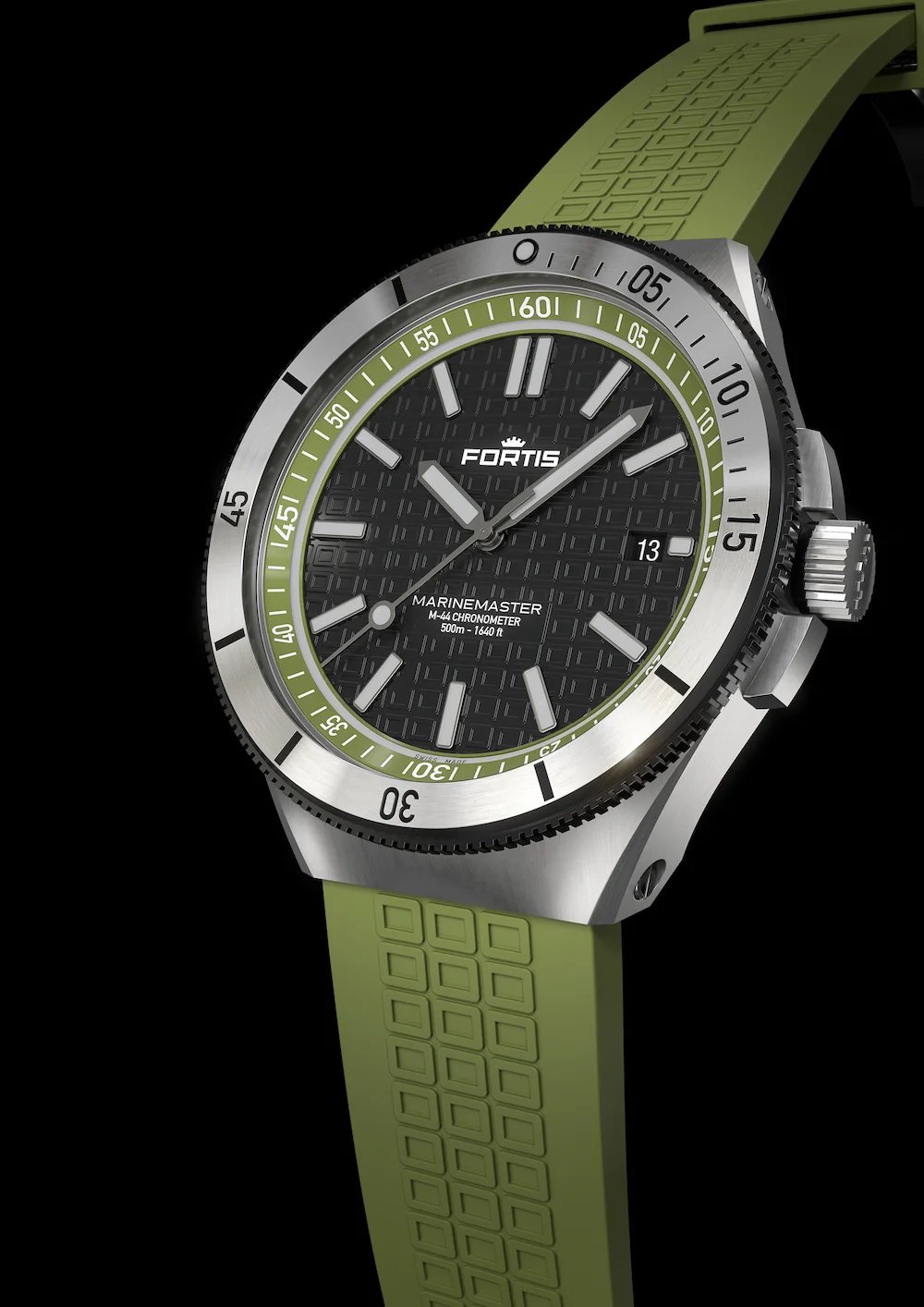 Fortis Marinemaster M-44 Review: A Week on the Wrist - Product Image