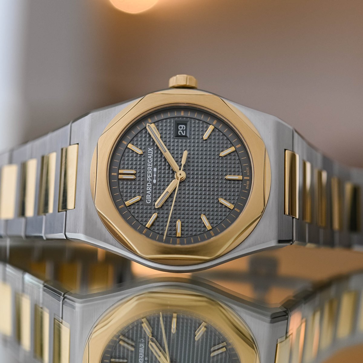 Girard-Perregaux Laureato Fifty Review: The Integrated Icon - Product Image