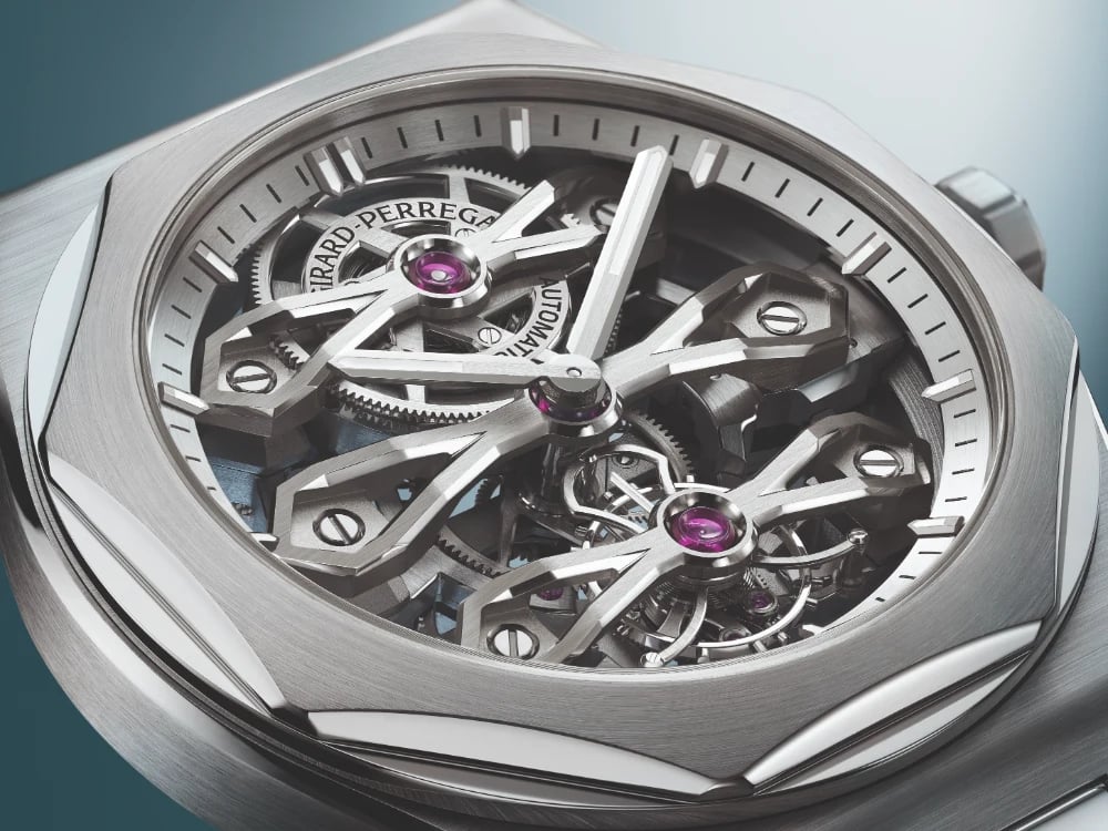 Girard-Perregaux Laureato Three Gold Bridges Review: Wrist Feel & Wearability - Product Image