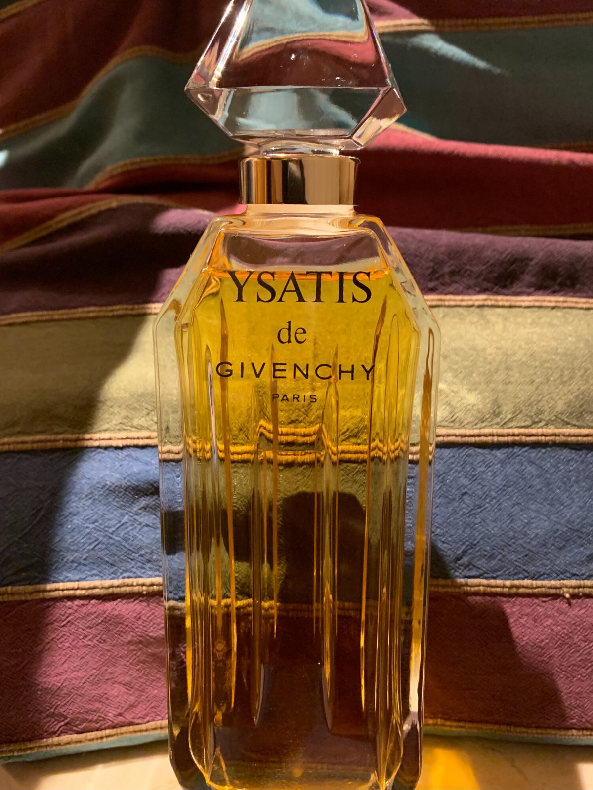 Givenchy L'Interdit: A Tale of Two Eras (1957 vs. 2018) - Product Image