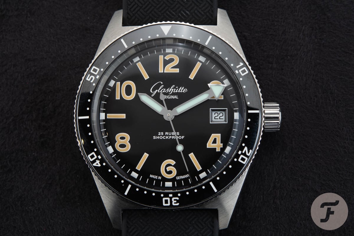 Glashütte Original SeaQ 1969 Review: A Wearable Diver - Product Image
