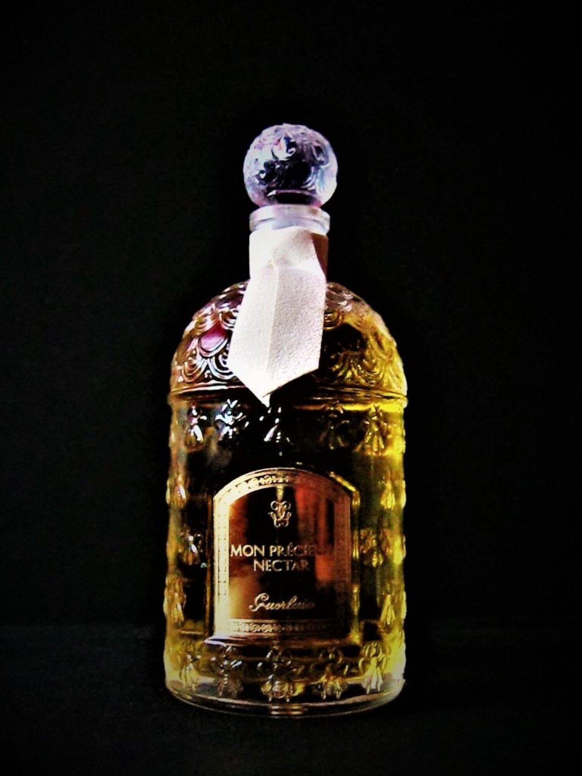 Guerlain Mon Precieux Nectar: A Vivir Report on Luxury's Sweet Embrace - Product Image