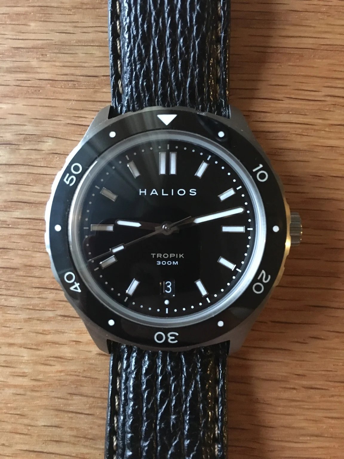 Halios Tropik Review: The Microbrand Dive Watch That Won - Product Image