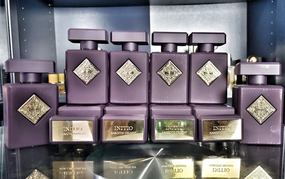 Initio Parfums Privés Lel Review: An Amber-Moss Tapestry - Product Image