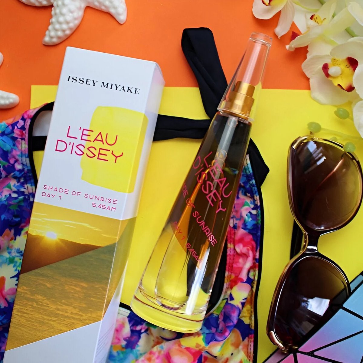 L'Eau d'Issey Shades of Sunrise Review: A Tropical Floral Escape - Product Image