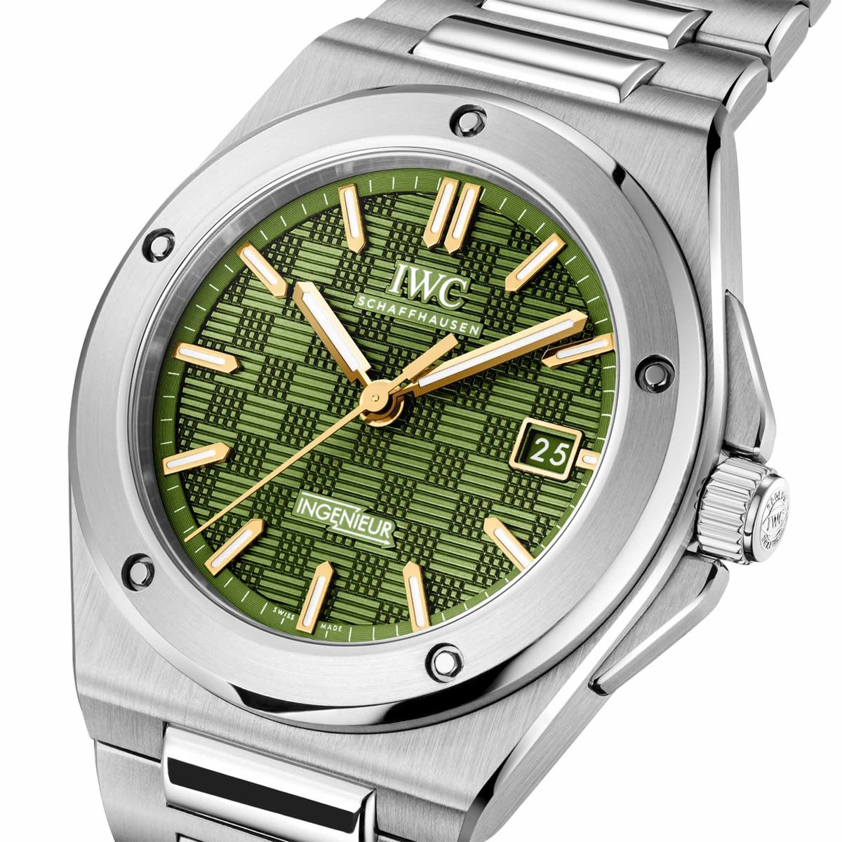 IWC Ingenieur 40 Review: The Genta Play for Your Portfolio - Product Image