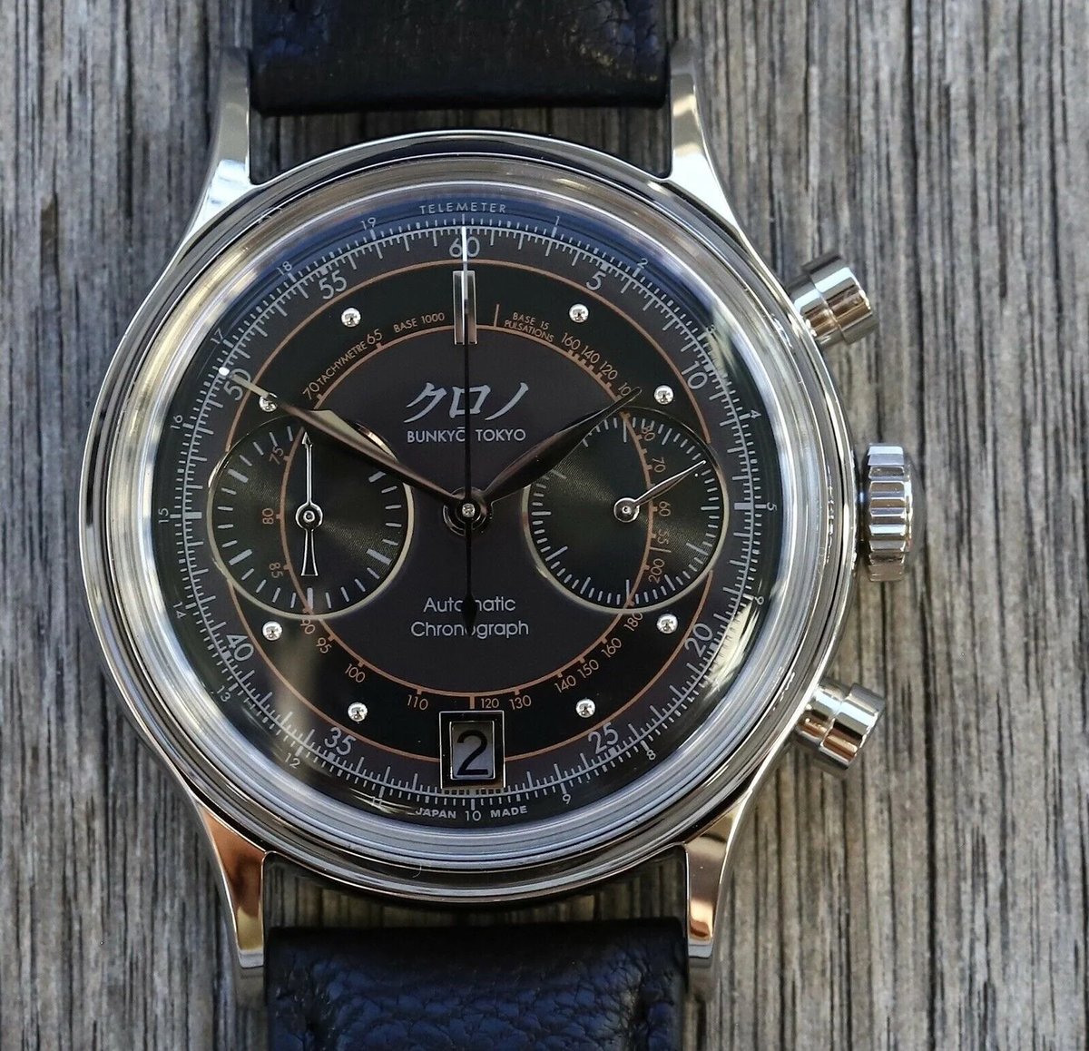 Kurono Tokyo Chronograph 2 Review: A Dress Chronograph That Wears Like a Dream - Product Image