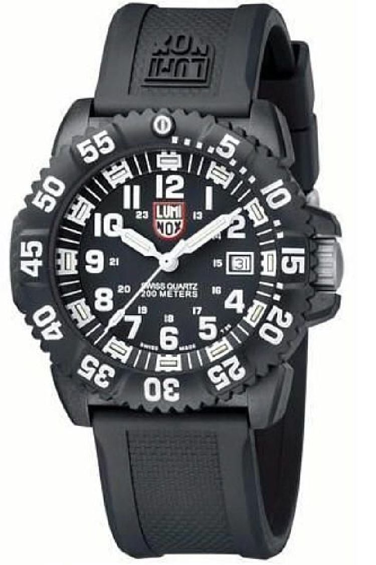 Luminox Navy SEAL 3550 Review: The Brutalist Utility of Carbonox - Product Image