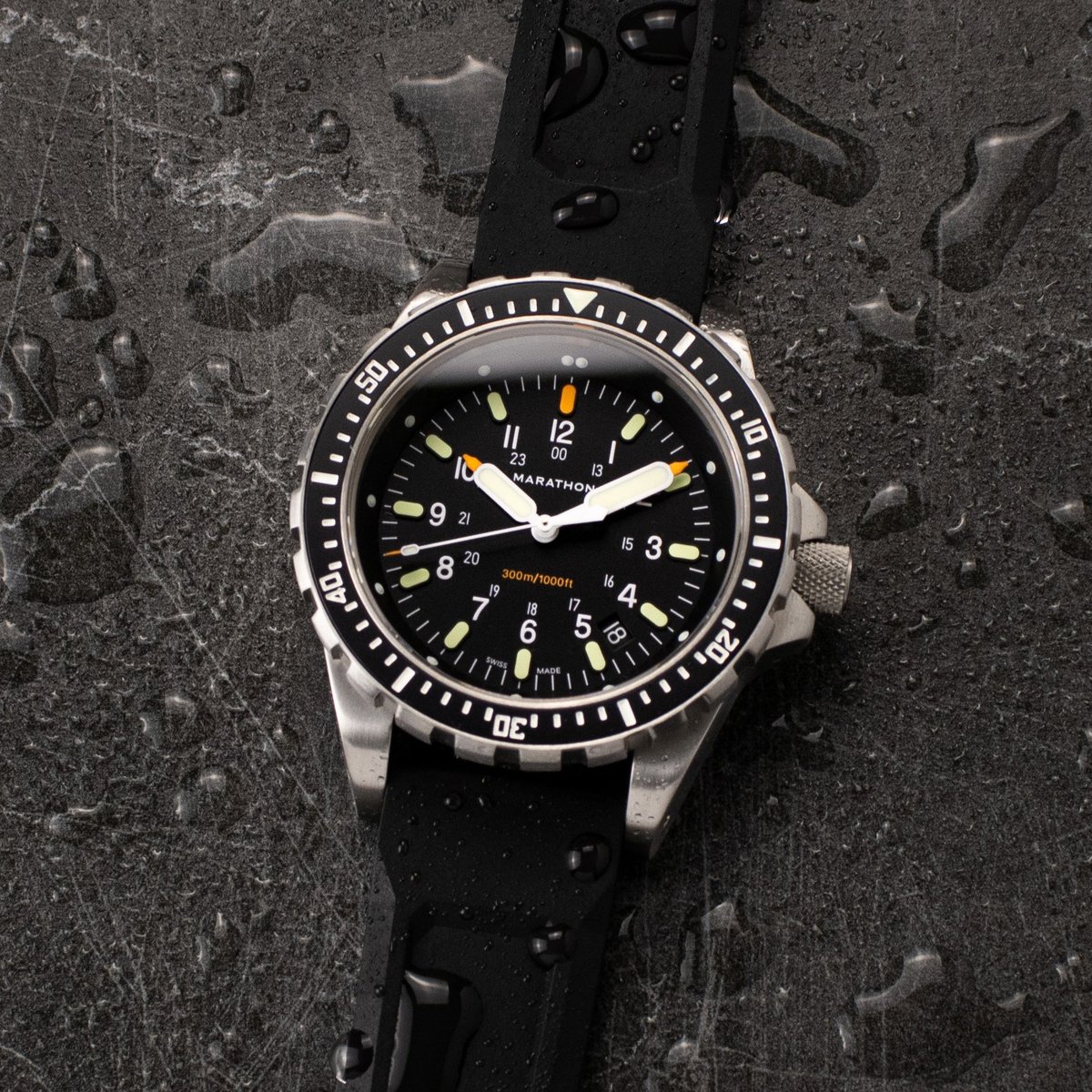 Marathon JSAR (WW194018) Review: The Ultimate Tritium Tool Diver - Product Image