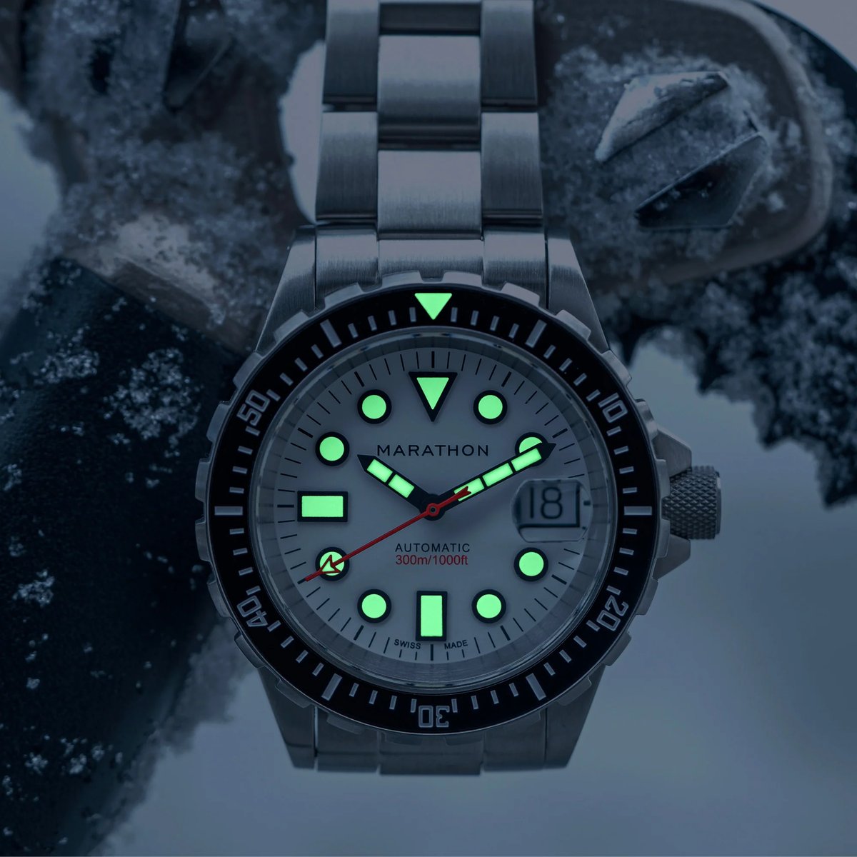 Marathon SAR WW194006BK Review: Military Diver Done Right - Product Image