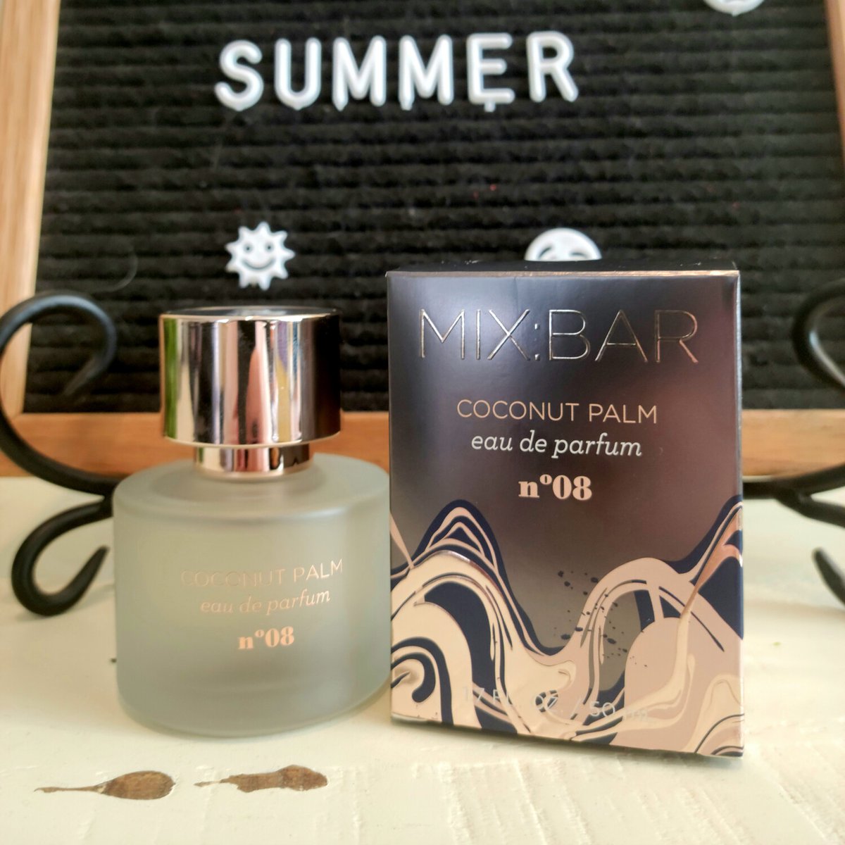 Mix:Bar Coconut Palm Review – A Budget-Friendly Tropical Escape - Product Image