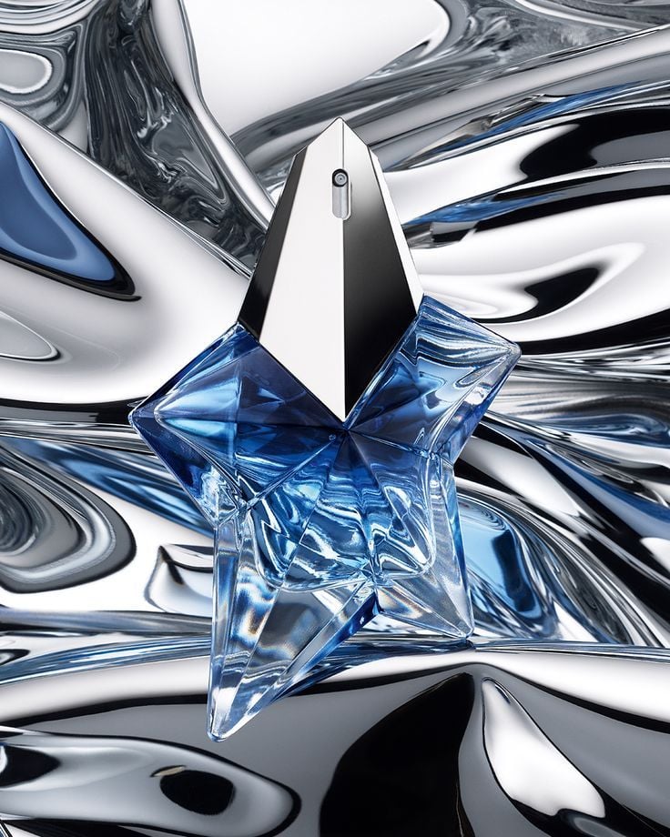 Mugler Angel Eau de Parfum Intense: An Iconic Scent's Legacy - Product Image