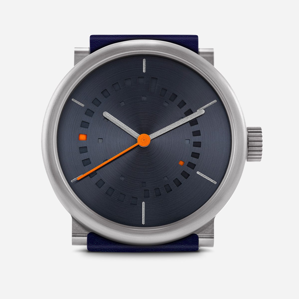 Ochs und Junior calendario quattro anni cqa — Ochs und Junior CQA Review: The Minimalist Annual Calendar Reimagined - Product Image