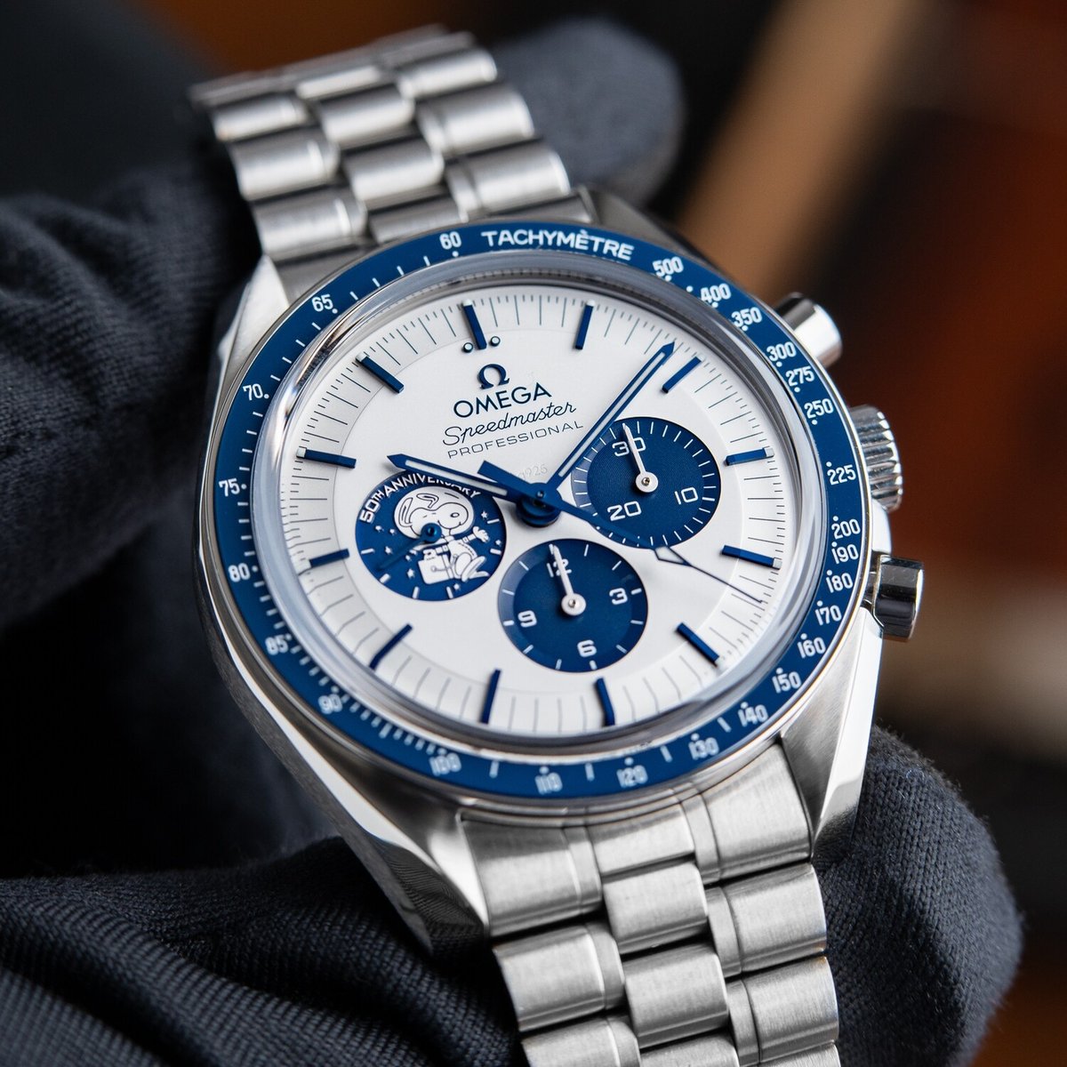 MoonSwatch Review: The Bioceramic Disruptor of Luxury - Product Image