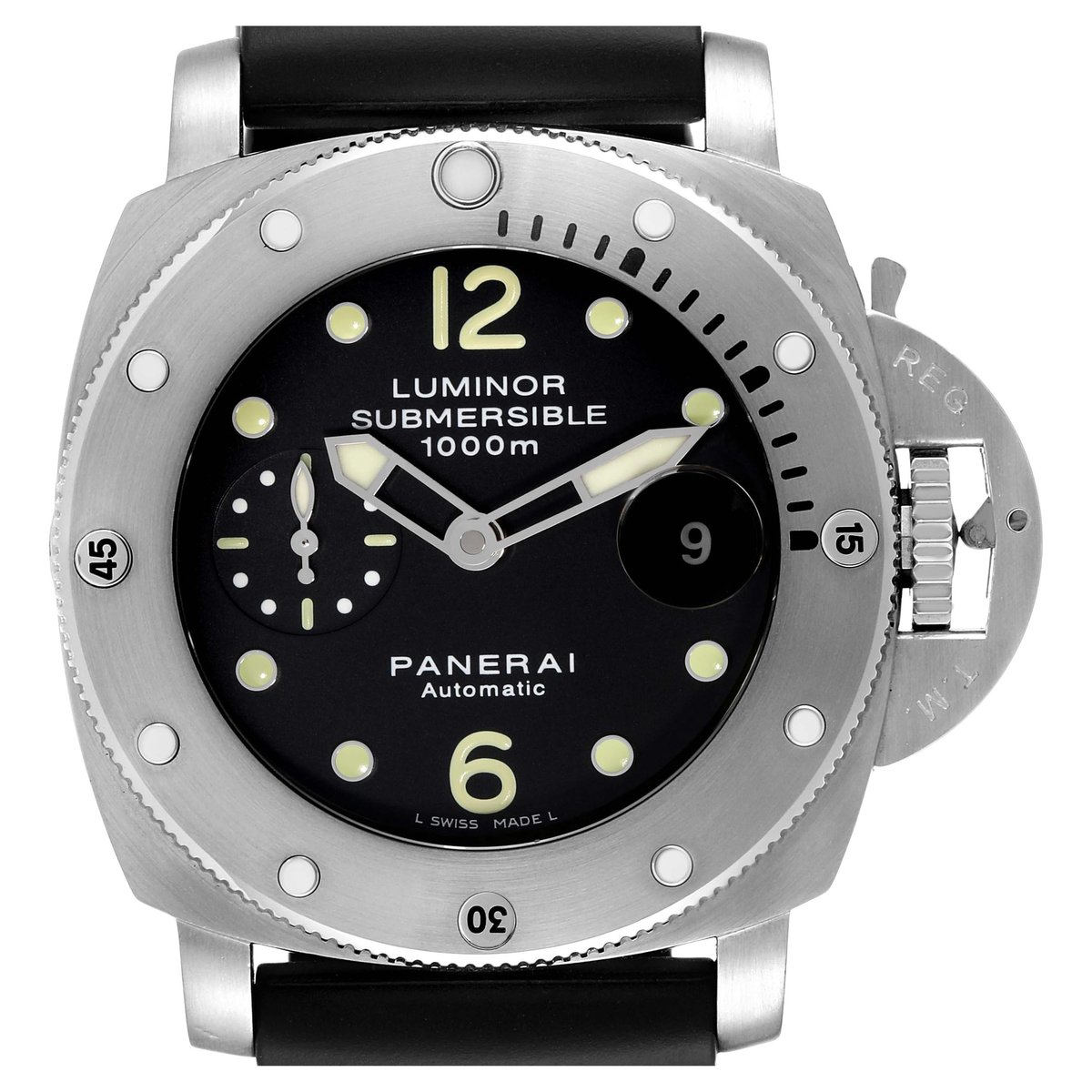 Panerai Luminor Submersible PAM01289 Review: The Blue Diver - Product Image