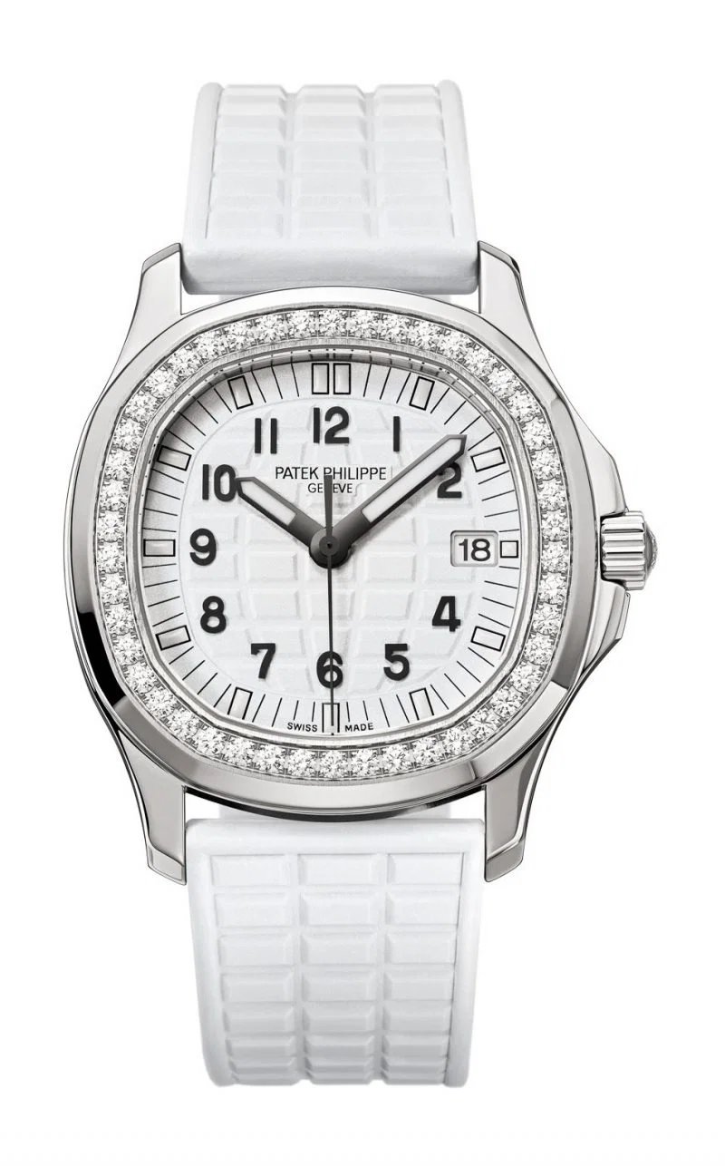 Patek Philippe Aquanaut Luce 5067A-027 Review: Diamond-Set Sportswatch for the Modern Woman - Product Image