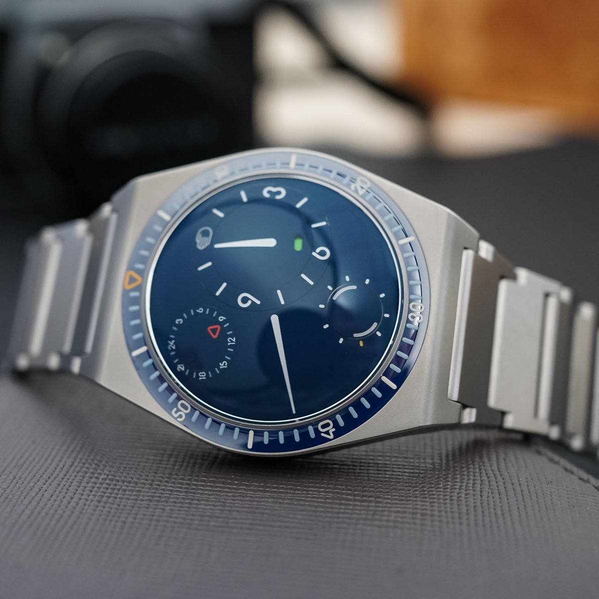 Ressence TYPE 7 Review: The GMT Reimagined - Product Image