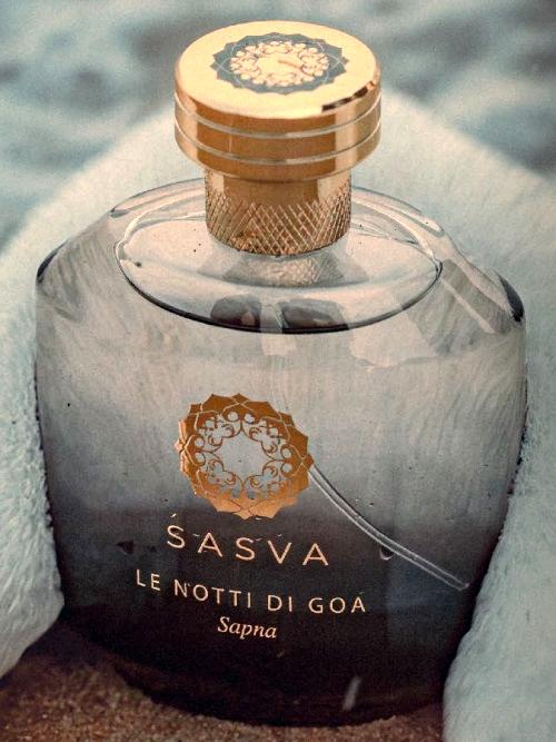 Sasva Lenotti Di Goa Sapna Review: Tropical Boozy Leather - Product Image
