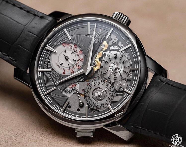 Vacheron Constantin Traditionnelle Twin-Beat Perpetual Calendar: A Revolution in Power - Product Image