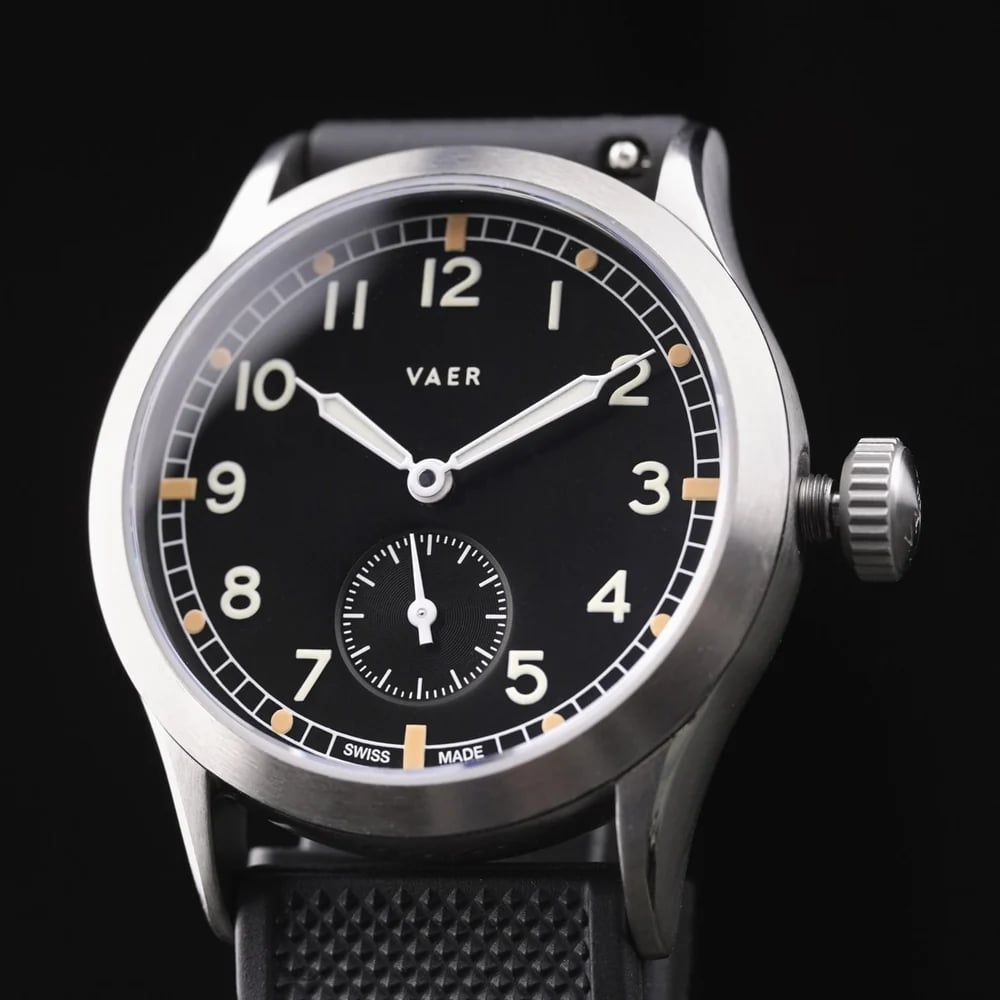 Vaer Dirty Dozen A12 Review: Field Watch Legacy - Product Image