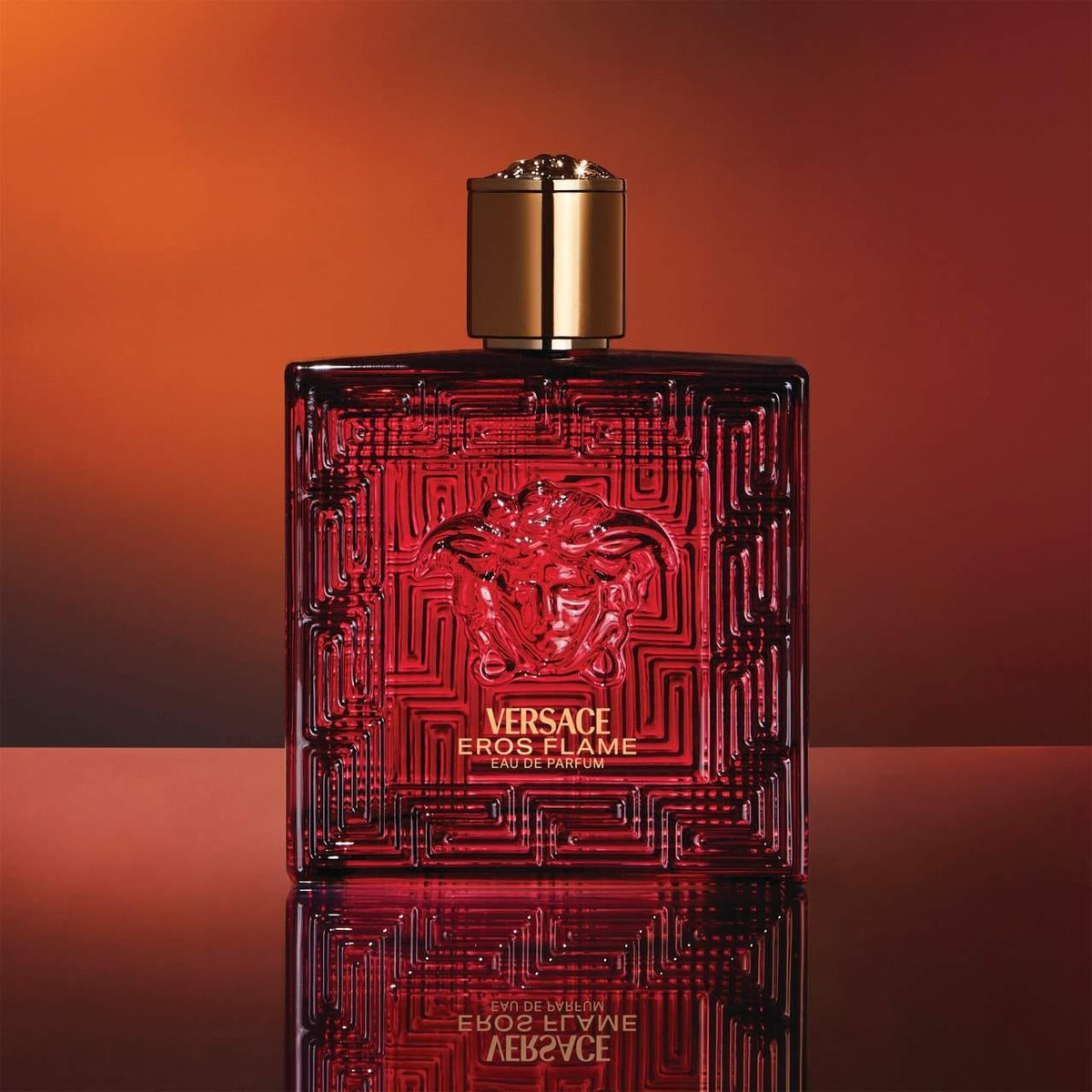 Versace Eros Flame EDP: A Masterpiece of Passion and Fire - Product Image