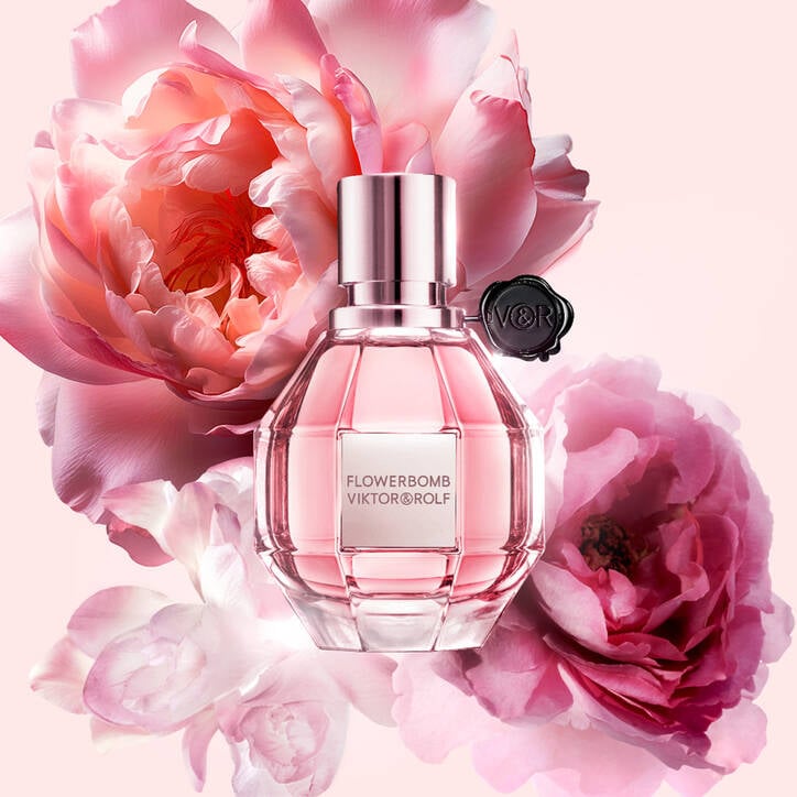 Viktor & Rolf Flowerbomb (EDP / EDT) – A Decade‑Old Floral Explosion - Product Image