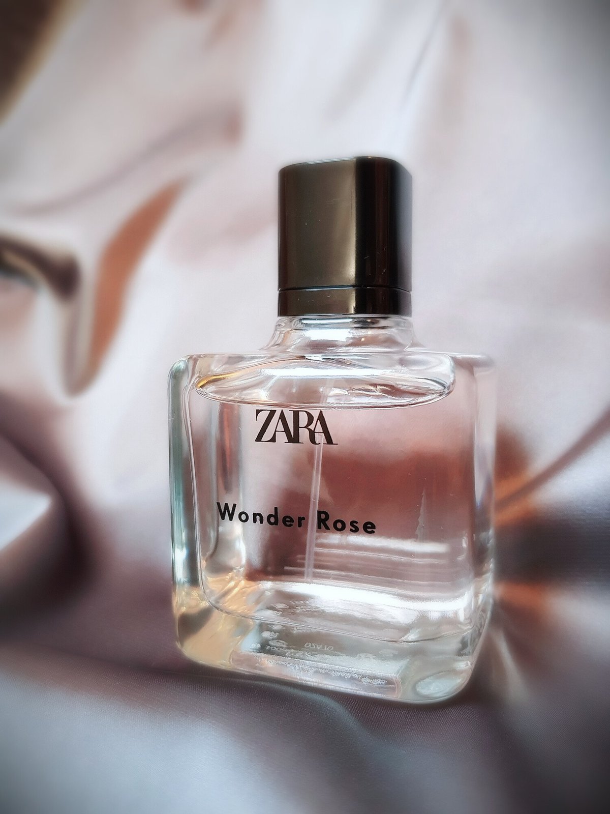 Zara Wonder Rose Gold Review: A Budget-Friendly Fruity Floral - Product Image