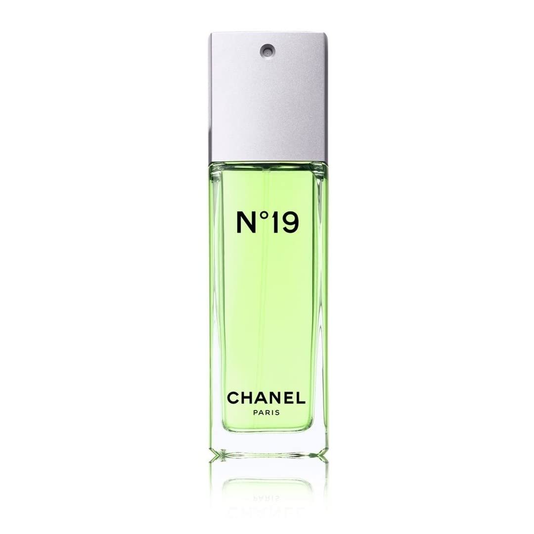 Chanel No. 19 EDT: A Masterpiece of Green Floral Elegance - Product Image