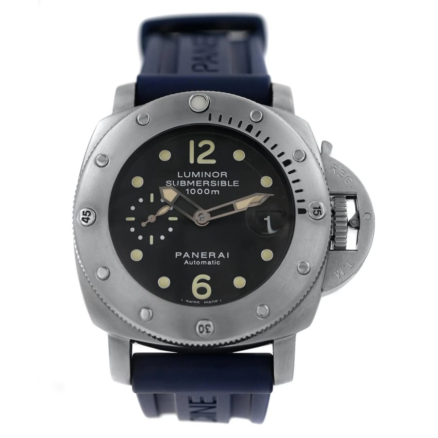 Panerai Luminor Submersible 1000M Review: Deep Titanium - Product Image
