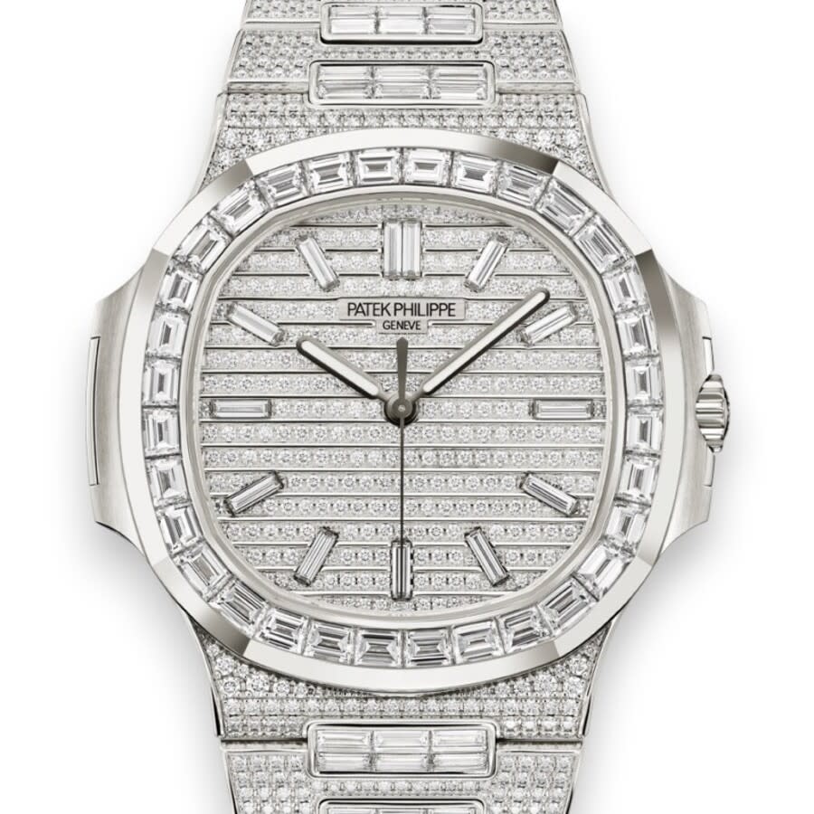 Patek Philippe Nautilus 5811/1G-001: White Gold Rebirth - Product Image