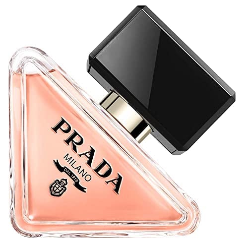 Prada Paradoxe Parfum Review: A Modern White Floral Icon